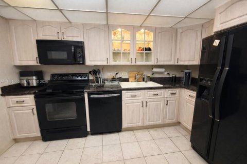 Снять в аренду квартиру в Авентура, Флорида 3 спальни, 134.62м2, № 2024296 - фото 10