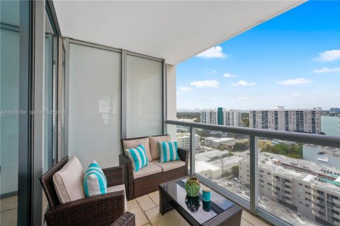 Copropriété à louer à Miami Beach, Floride: 2 chambres, 96.15 m2 № 2042755 - photo 10