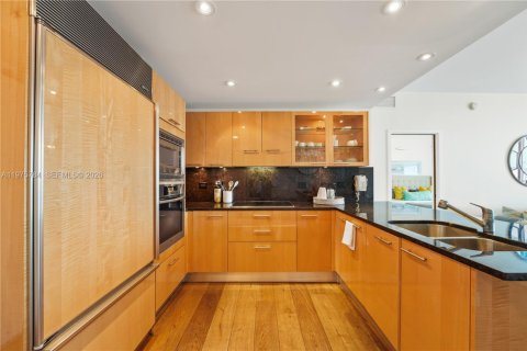 Copropriété à louer à Miami Beach, Floride: 2 chambres, 96.15 m2 № 2042755 - photo 6