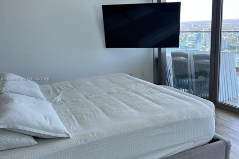 Condo in Sunny Isles Beach, Florida, 2 bedrooms  № 1996146 - photo 28