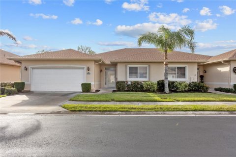 House in Punta Gorda, Florida 2 bedrooms, 136.85 sq.m. № 1732247 - photo 1
