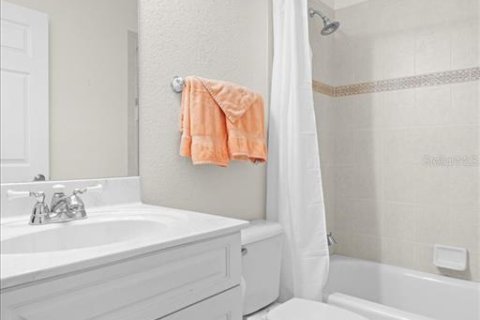 House in Punta Gorda, Florida 2 bedrooms, 136.85 sq.m. № 1732247 - photo 21