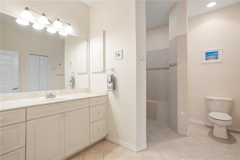 House in Punta Gorda, Florida 2 bedrooms, 136.85 sq.m. № 1732247 - photo 10