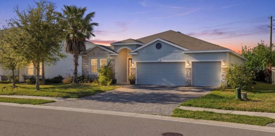 Villa ou maison à Palmetto, Floride 4 chambres, 218.32 m2 № 2131435