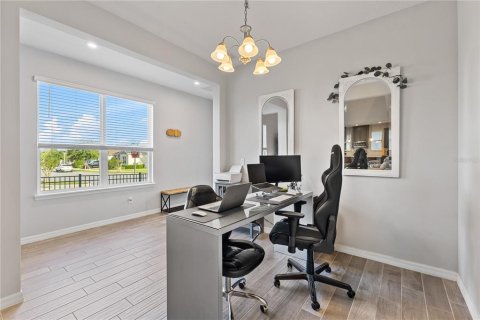 House in Winter Garden, Florida 4 bedrooms, 226.77 sq.m. № 1684779 - photo 11