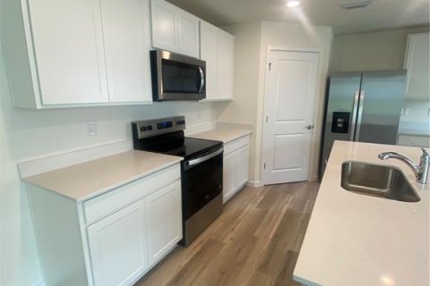 Casa en alquiler en Brooksville, Florida, 4 dormitorios, 154.68 m2 № 2303121 - foto 5