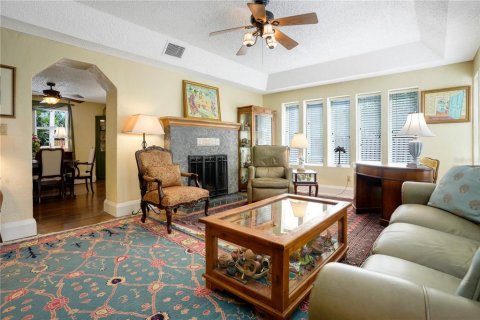 House in Bradenton, Florida 3 bedrooms, 160.07 sq.m. № 1586038 - photo 15