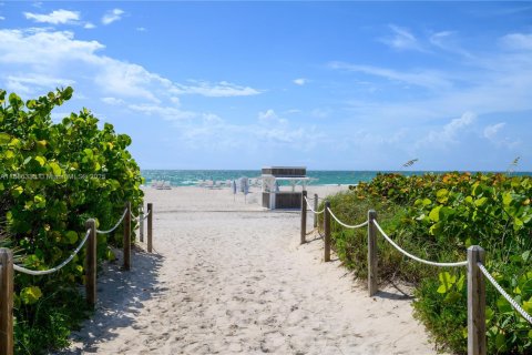 Copropriété à louer à Miami Beach, Floride: 1 chambre, 60.76 m2 № 1981847 - photo 16