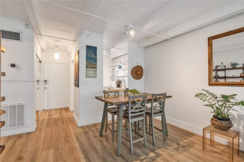 Copropriété à louer à Miami Beach, Floride: 1 chambre, 60.76 m2 № 1981847 - photo 8