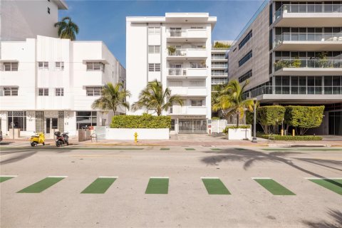 Copropriété à louer à Miami Beach, Floride: 1 chambre, 60.76 m2 № 1981847 - photo 18