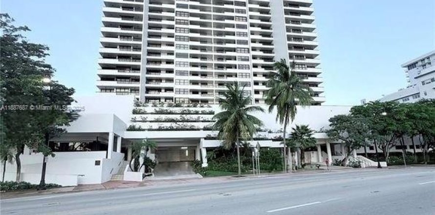Condo à Miami Beach, Floride, 2 chambres № 1945021