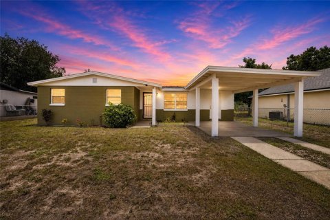 Casa en Tampa, Florida 3 dormitorios, 85.93 m2 № 2167468