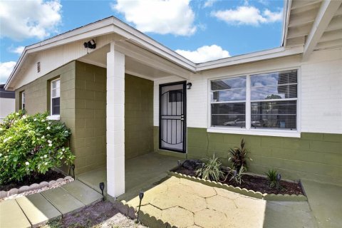 Casa en venta en Tampa, Florida, 3 dormitorios, 85.93 m2 № 2167468 - foto 23