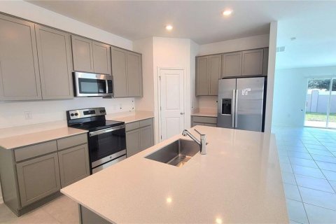 Casa en alquiler en Lake Wales, Florida, 4 dormitorios, 168.8 m2 № 2100327 - foto 6