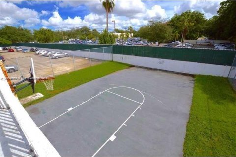 Copropriété à vendre à Miami, Floride: 2 chambres, 109.16 m2 № 2015531 - photo 13