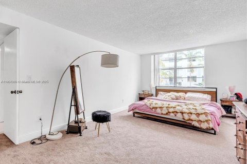 Copropriété à vendre à Miami, Floride: 2 chambres, 109.16 m2 № 2015531 - photo 9