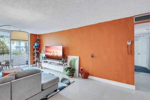 Copropriété à vendre à Miami, Floride: 2 chambres, 109.16 m2 № 2015531 - photo 5