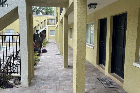Copropriété à vendre à Tampa, Floride: 2 chambres, 76.09 m2 № 2114965 - photo 6