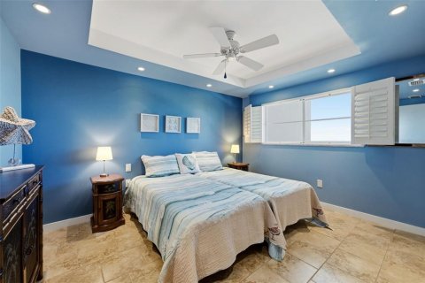 Condo in Sarasota, Florida, 2 bedrooms  № 2395894 - photo 21
