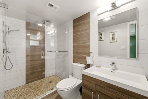Condo in Sarasota, Florida, 2 bedrooms  № 2395894 - photo 28