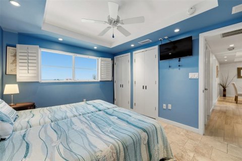 Condo in Sarasota, Florida, 2 bedrooms  № 2395894 - photo 22