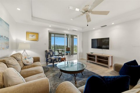 Condo in Sarasota, Florida, 2 bedrooms  № 2395894 - photo 18
