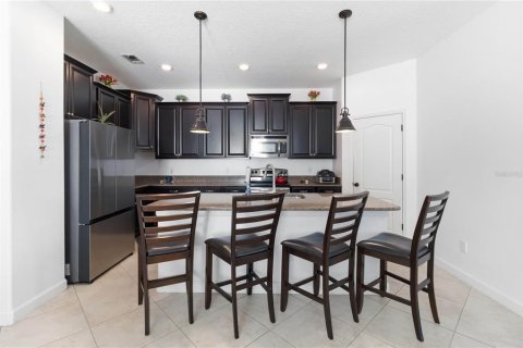 Villa ou maison à vendre à Kissimmee, Floride: 4 chambres, 188.31 m2 № 2208349 - photo 8