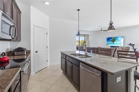 Villa ou maison à vendre à Kissimmee, Floride: 4 chambres, 188.31 m2 № 2208349 - photo 13