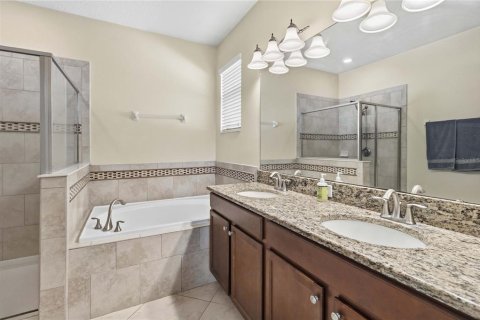 Villa ou maison à vendre à Kissimmee, Floride: 4 chambres, 188.31 m2 № 2208349 - photo 21