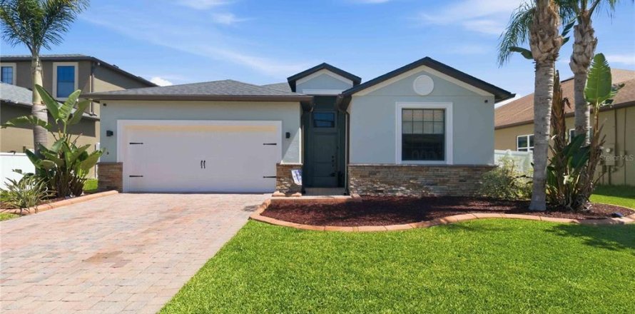 Villa ou maison à Kissimmee, Floride 4 chambres, 188.31 m2 № 2208349