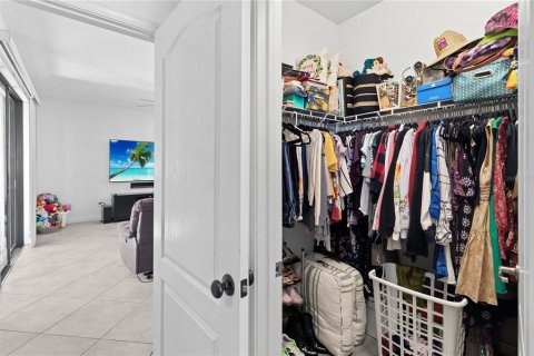 Villa ou maison à vendre à Kissimmee, Floride: 4 chambres, 188.31 m2 № 2208349 - photo 20