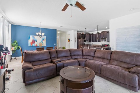 Villa ou maison à vendre à Kissimmee, Floride: 4 chambres, 188.31 m2 № 2208349 - photo 16