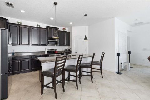 Villa ou maison à vendre à Kissimmee, Floride: 4 chambres, 188.31 m2 № 2208349 - photo 9