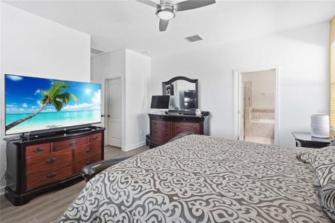 Villa ou maison à vendre à Kissimmee, Floride: 4 chambres, 188.31 m2 № 2208349 - photo 18