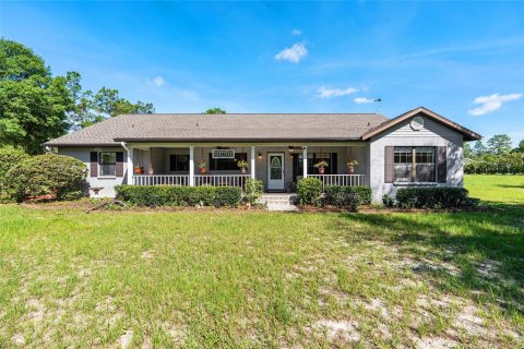 Casa en Morriston, Florida 4 dormitorios, 183.76 m2 № 2230291