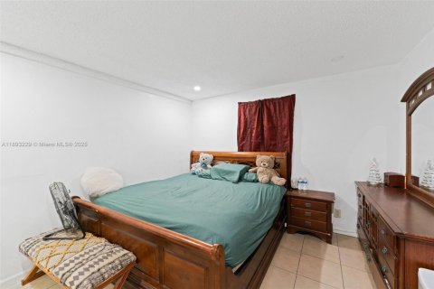 Villa ou maison à louer à West Palm Beach, Floride: 3 chambres, 124.49 m2 № 1945668 - photo 20