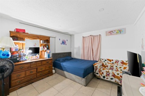 Villa ou maison à louer à West Palm Beach, Floride: 3 chambres, 124.49 m2 № 1945668 - photo 15