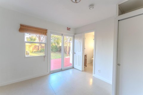 Casa en alquiler en Hollywood, Florida, 3 dormitorios, 72.46 m2 № 2278954 - foto 16