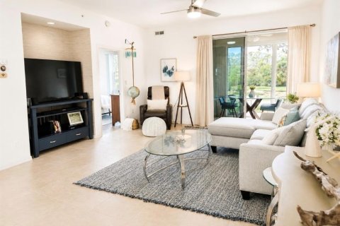 Copropriété à vendre à Sarasota, Floride: 2 chambres, 99.22 m2 № 2152196 - photo 4