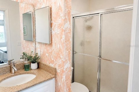 Copropriété à vendre à Sarasota, Floride: 2 chambres, 99.22 m2 № 2152196 - photo 13