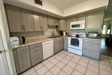 Condominio en venta en Clearwater, Florida, 2 dormitorios, 102.19 m2 № 1550575 - foto 11