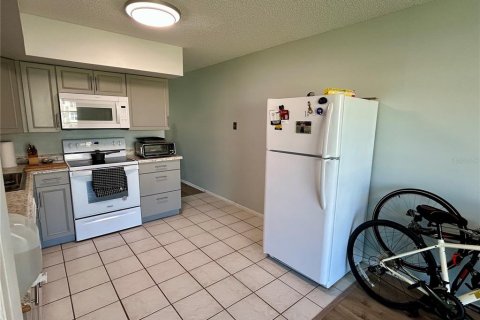 Condominio en venta en Clearwater, Florida, 2 dormitorios, 102.19 m2 № 1550575 - foto 10