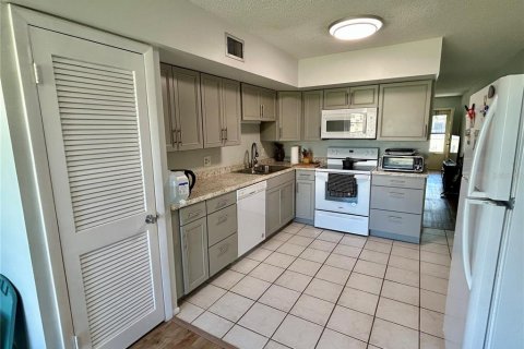 Condominio en venta en Clearwater, Florida, 2 dormitorios, 102.19 m2 № 1550575 - foto 9