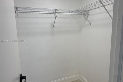 Appartement à louer à Miami, Floride: 231.79 m2 № 2076204 - photo 8