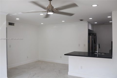 Condo à Hialeah, Floride, 2 chambres  № 2051684