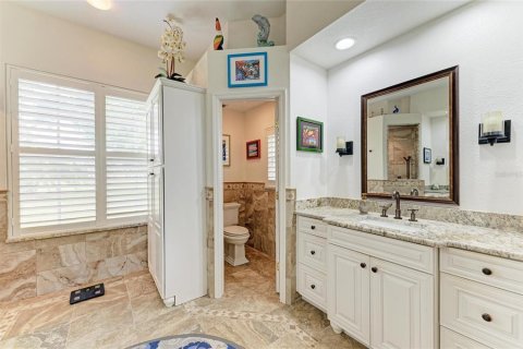 House in Bradenton, Florida 4 bedrooms, 237.83 sq.m. № 1637567 - photo 24