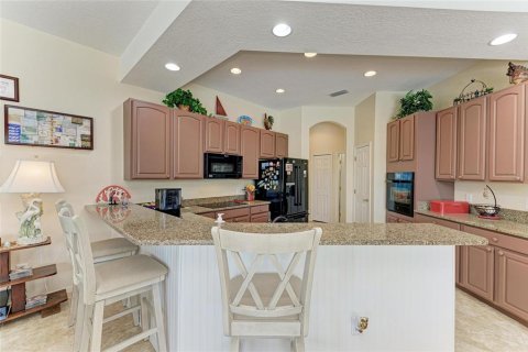 House in Bradenton, Florida 4 bedrooms, 237.83 sq.m. № 1637567 - photo 12