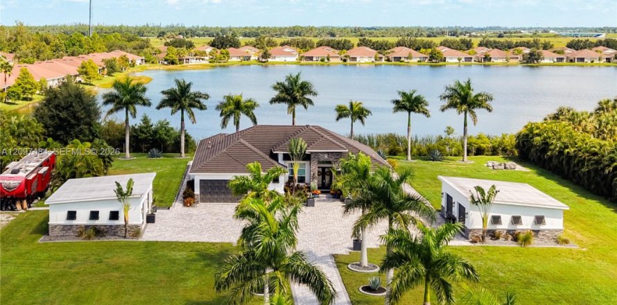 House in Punta Gorda, Florida 3 bedrooms № 2392161