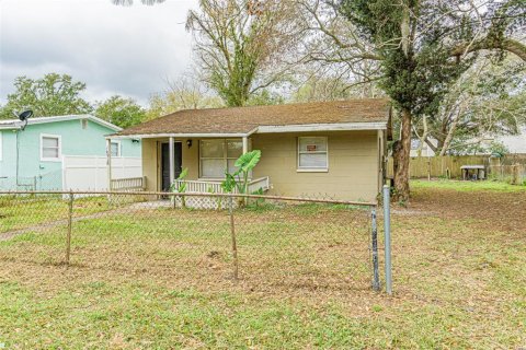 House in Tampa, Florida 2 bedrooms, 74.32 sq.m. № 2258557 - photo 10