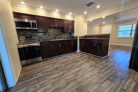Apartment in Largo, Florida 2 bedrooms, 78.97 sq.m. № 2222154 - photo 6
